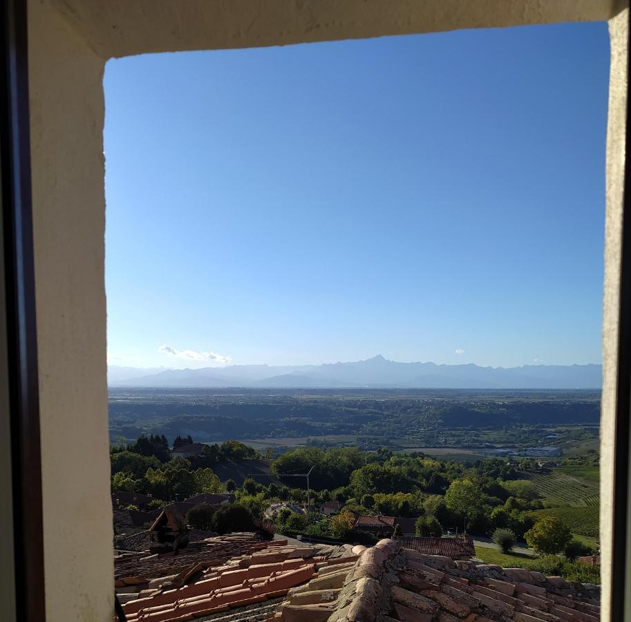 Casa Mantel Holiday Home Panoramic View In Langhe Novello Bagian luar foto