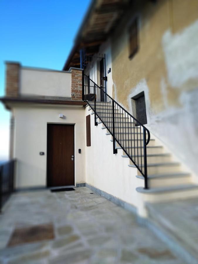 Casa Mantel Holiday Home Panoramic View In Langhe Novello Bagian luar foto